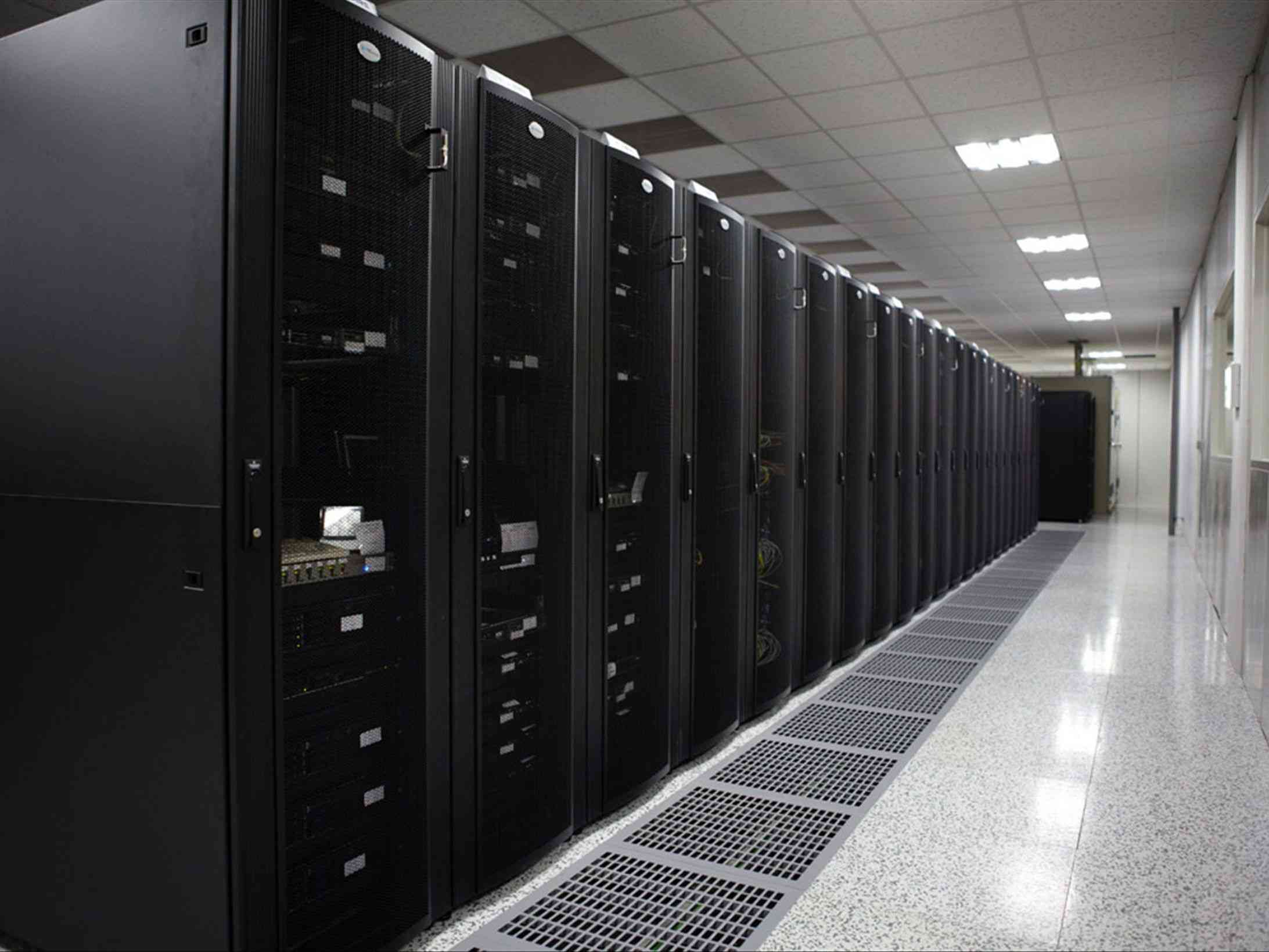 通訊軟件的設(shè)計 連接世界的藝術(shù)與技術(shù)